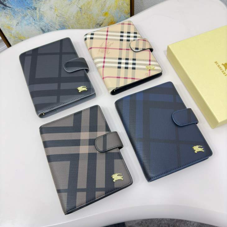 Picture of Burberry Wallets _SKUfw159101745fw